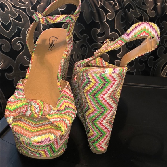 Multicolor Wedges - Picture 2 of 5